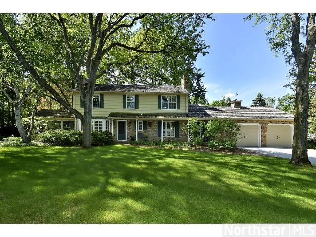 17955 Shavers Lake Dr, Wayzata, MN 55391 photo 1