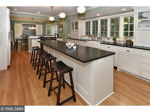 17955 Shavers Lake Dr, Wayzata, MN 55391 photo 3
