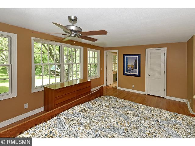17955 Shavers Lake Dr, Wayzata, MN 55391 photo 11