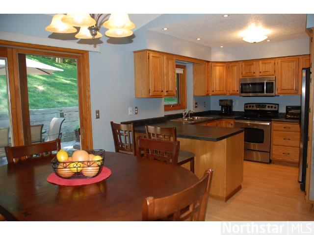 1484 Thomas Ln, Eagan, MN 55122 photo 5