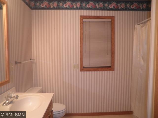 2124 9th Ave SE, Saint Cloud, MN 56304 photo 6