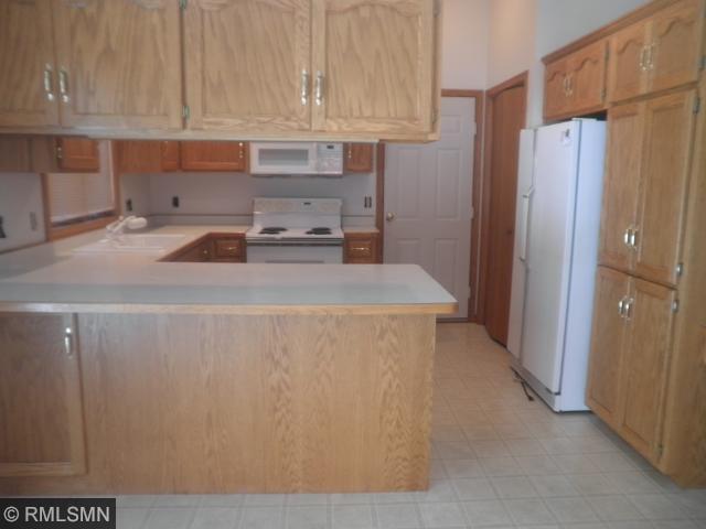 2124 9th Ave SE, Saint Cloud, MN 56304 photo 2