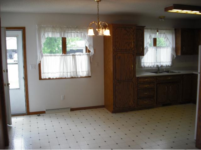 237 Fraser Dr, Foley, MN 56329 photo 4