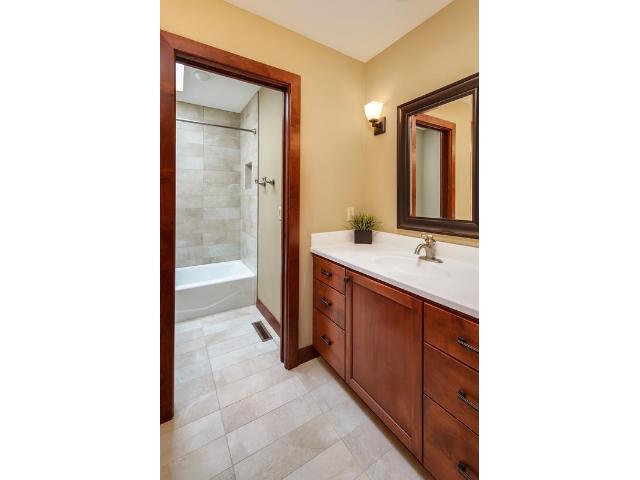 375 E Paddock Cir, Wayzata, MN 55391 photo 12
