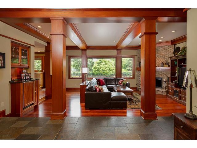 375 E Paddock Cir, Wayzata, MN 55391 photo 2