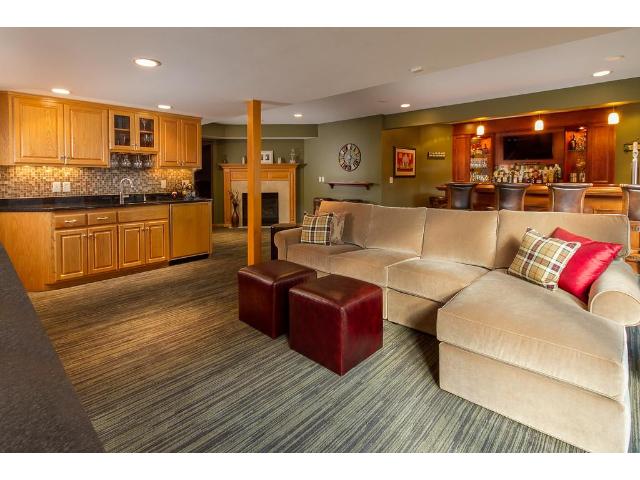 375 E Paddock Cir, Wayzata, MN 55391 photo 10
