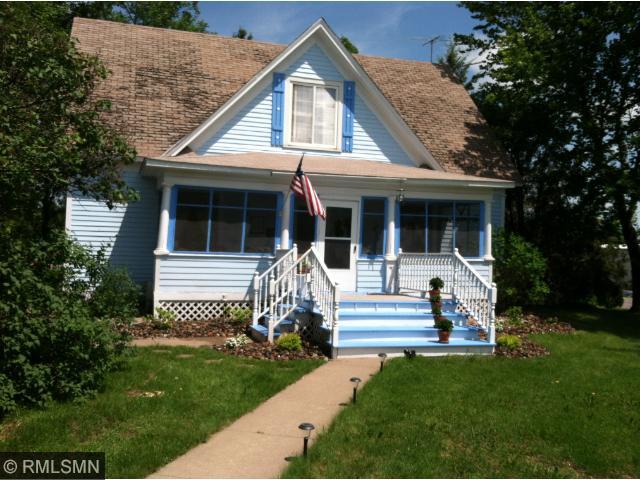 936 Howe Ave, Mora, MN 55051 photo 2