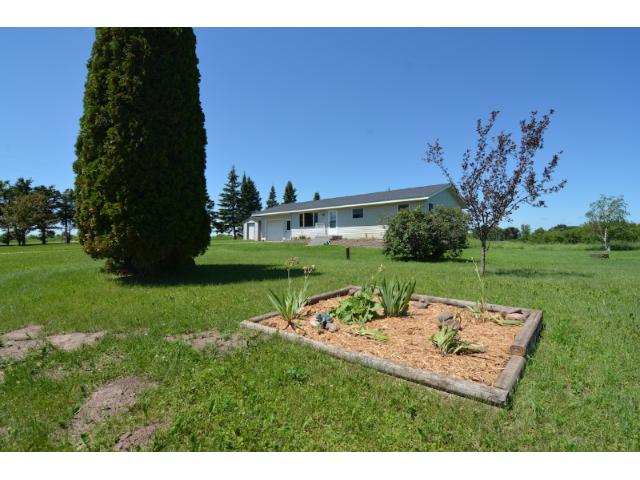 9472 90th St, Milaca, MN 56353 photo 3