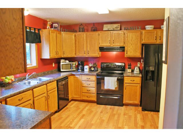 9732 Mitchell Cir, Brainerd, MN 56401 photo 2