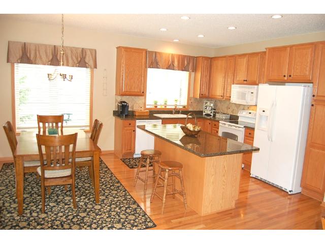 13636 Crossglenn Path, Rosemount, MN 55068 photo 2