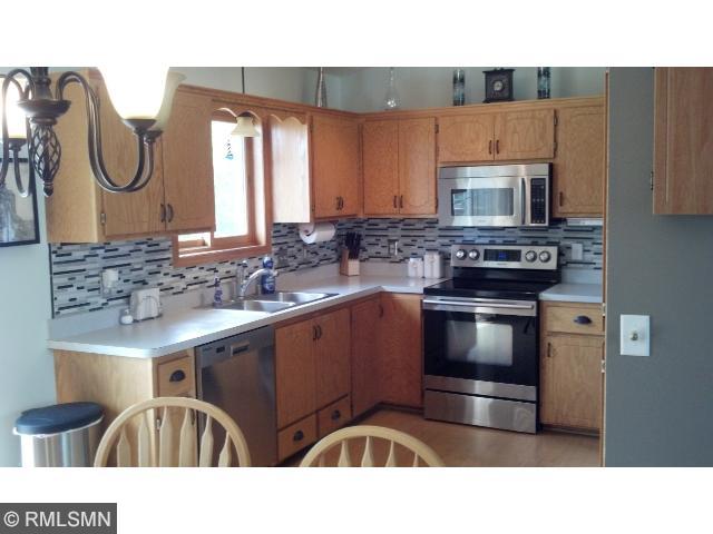 1862 Quebec St, Hugo, MN 55038 photo 2