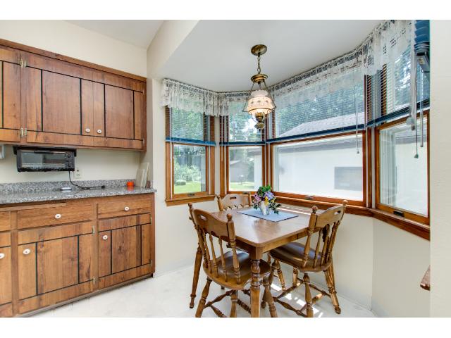 3947 Stacker Pl, Saint Paul, MN 55110 photo 6