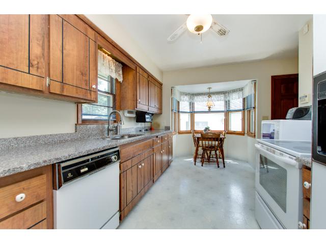 3947 Stacker Pl, Saint Paul, MN 55110 photo 5
