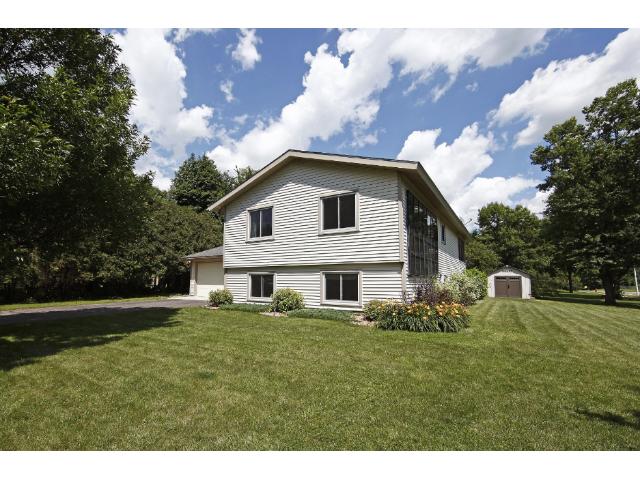 508 Apollo Rd, River Falls, WI 54022 photo 2