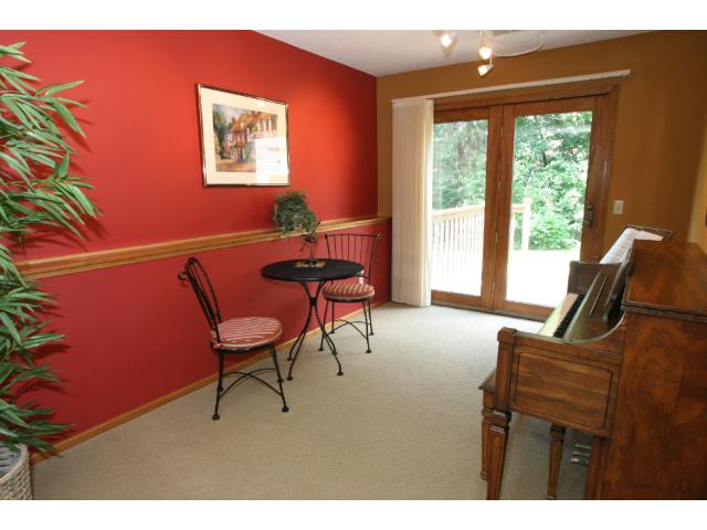 1407 Cutters Ln, Eagan, MN 55122 photo 17