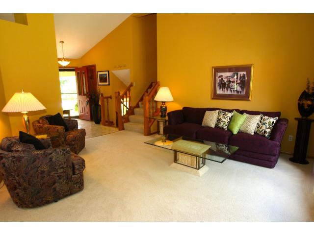 1407 Cutters Ln, Eagan, MN 55122 photo 10