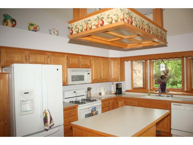 12384 Eagle Cir NW, Minneapolis, MN 55448 photo 4