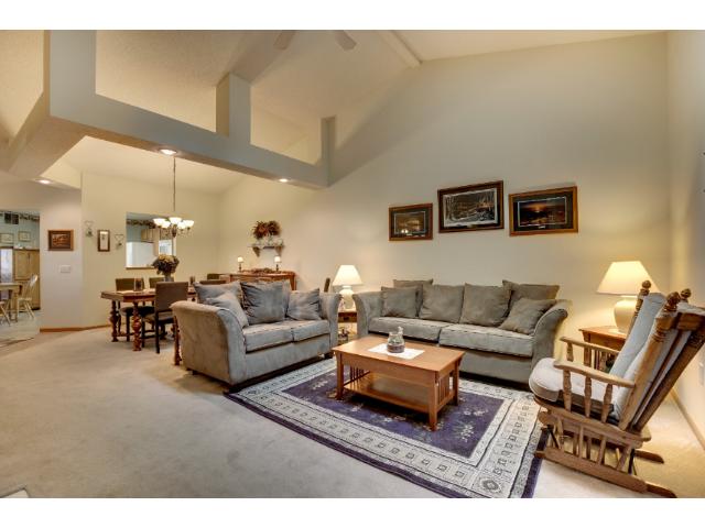 14918 Bittersweet Ct, Rosemount, MN 55068 photo 9