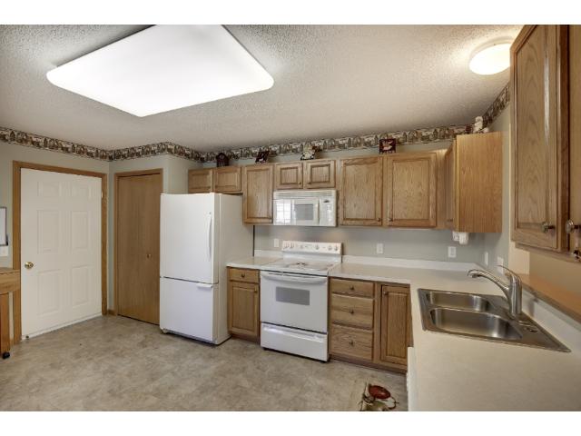 14918 Bittersweet Ct, Rosemount, MN 55068 photo 4