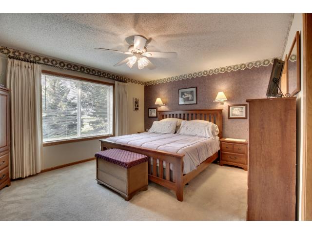 14918 Bittersweet Ct, Rosemount, MN 55068 photo 12