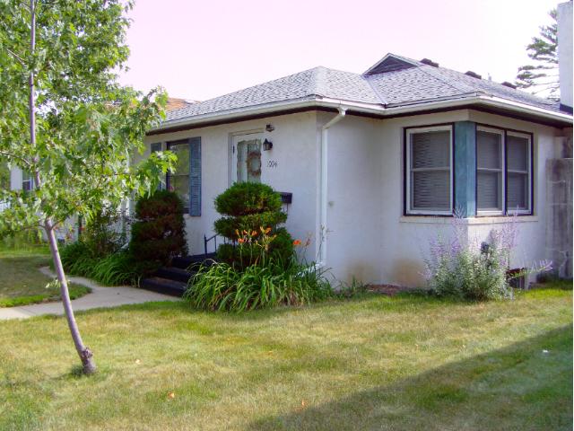 1004 15th Ave S, Saint Cloud, MN 56301 photo 2