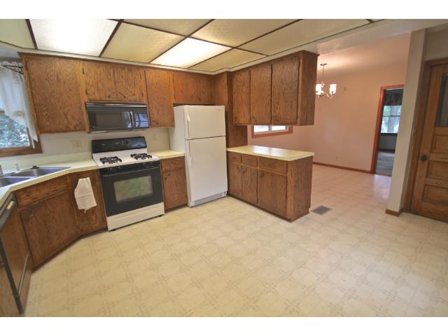 6421 E River Rd, Minneapolis, MN 55432 photo 2