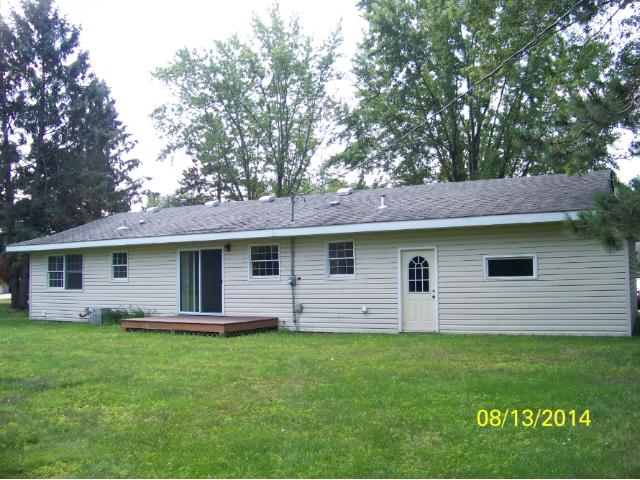 312 Riverside St, Mora, MN 55051 photo 2