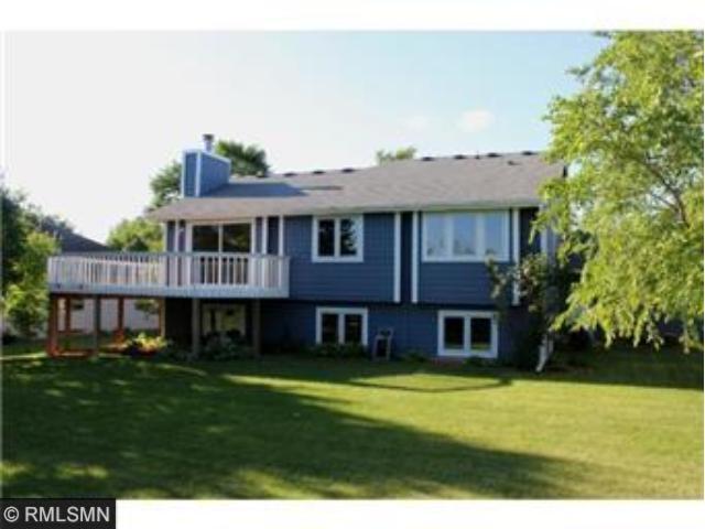951 Bluff Pointe Dr, Chaska, MN 55318 photo 9