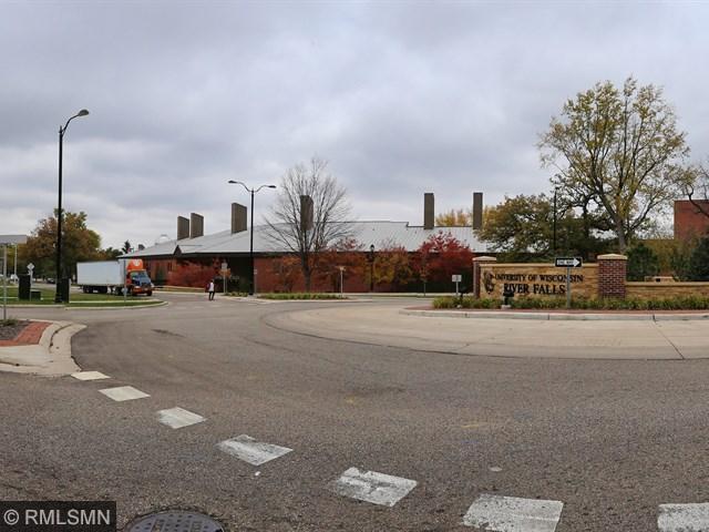 609 Spring St, River Falls, WI 54022 photo 17