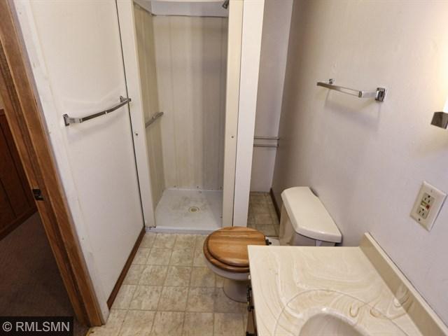 609 Spring St, River Falls, WI 54022 photo 6