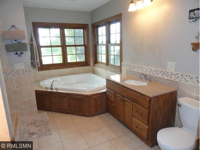 11530 Knauer Ln, Cologne, MN 55322 photo 14