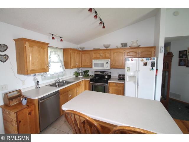 1541 Timberdoodle Dr, Saint Cloud, MN 56303 photo 2