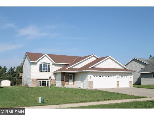 1541 Timberdoodle Dr, Saint Cloud, MN 56303 photo 1