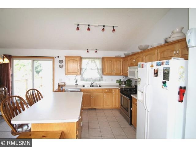 1541 Timberdoodle Dr, Saint Cloud, MN 56303 photo 3
