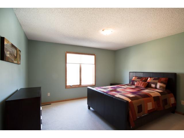 3748 Drumcliffe Ct, Rosemount, MN 55068 photo 13