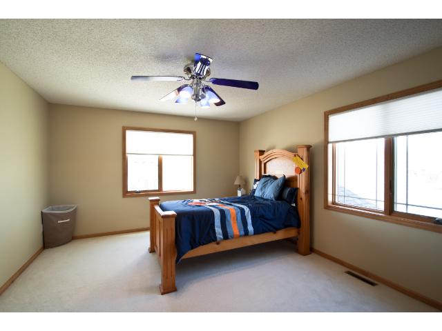 3748 Drumcliffe Ct, Rosemount, MN 55068 photo 14