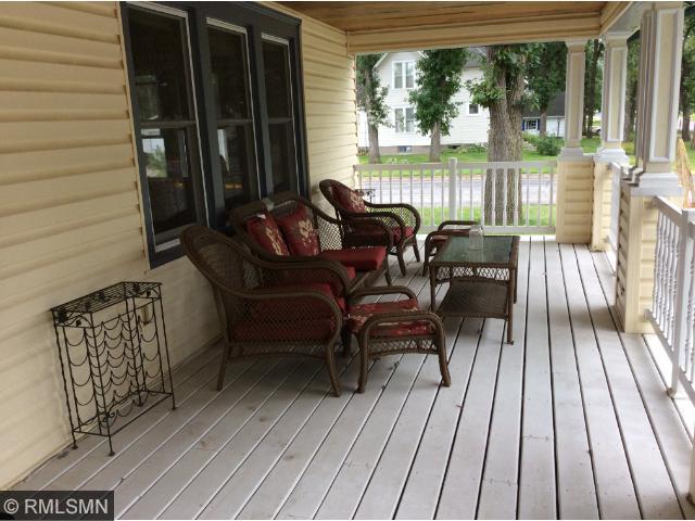 348 Union St S, Mora, MN 55051 photo 1