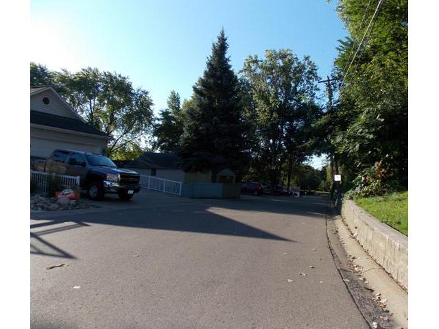 4875 Edgewater Dr, Mound, MN 55364 photo 11