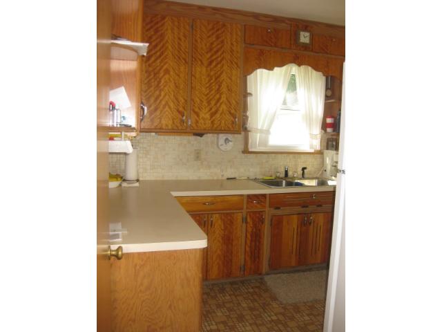 1109 NW 6th St NW, Faribault, MN 55021 photo 5