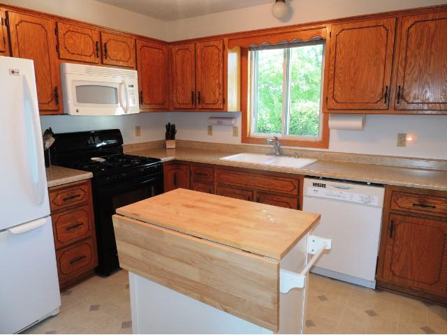 7168 Brian Dr, Hugo, MN 55038 photo 3