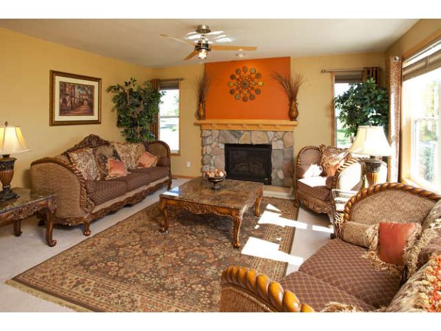 2025 Schoolmaster Dr, Chaska, MN 55318 photo 5