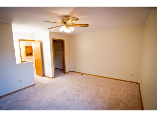 3627 Lakeview Trl, Eagan, MN 55122 photo 9