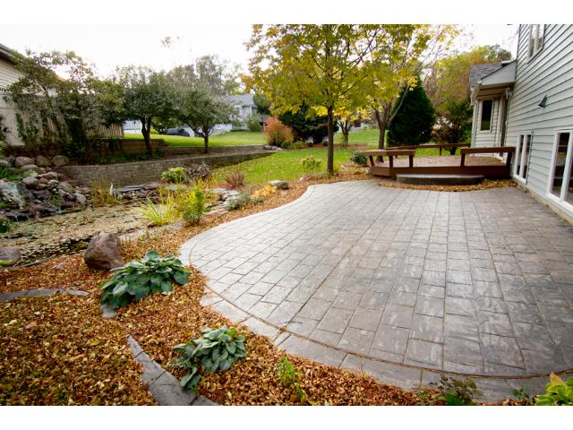 3627 Lakeview Trl, Eagan, MN 55122 photo 12