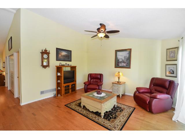 9477 Prairieview Trl N, Champlin, MN 55316 photo 4