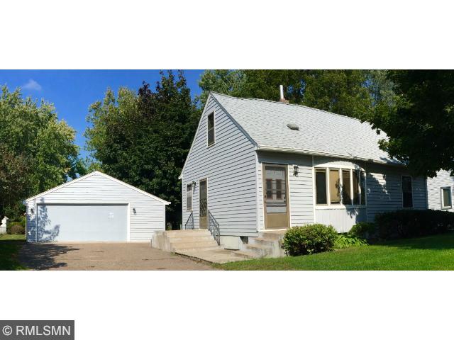 49 Circle Dr, Circle Pines, MN 55014 photo 1