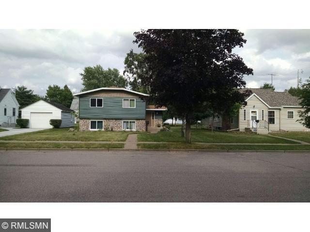 415 4th Ave SE, Milaca, MN 56353 photo 2