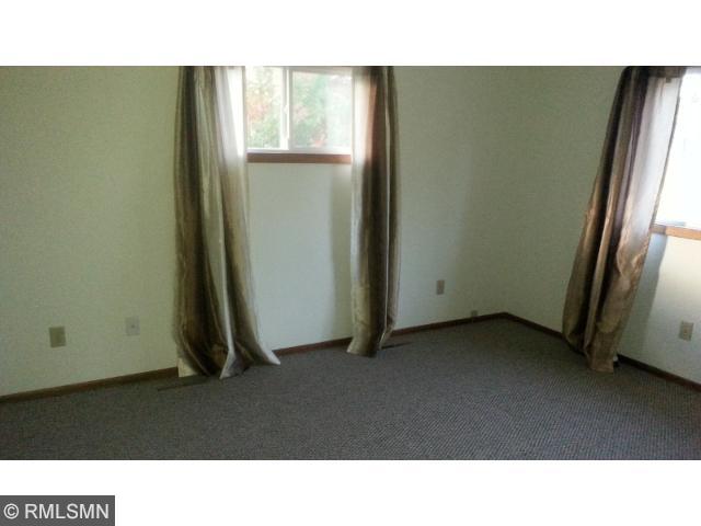 415 4th Ave SE, Milaca, MN 56353 photo 9