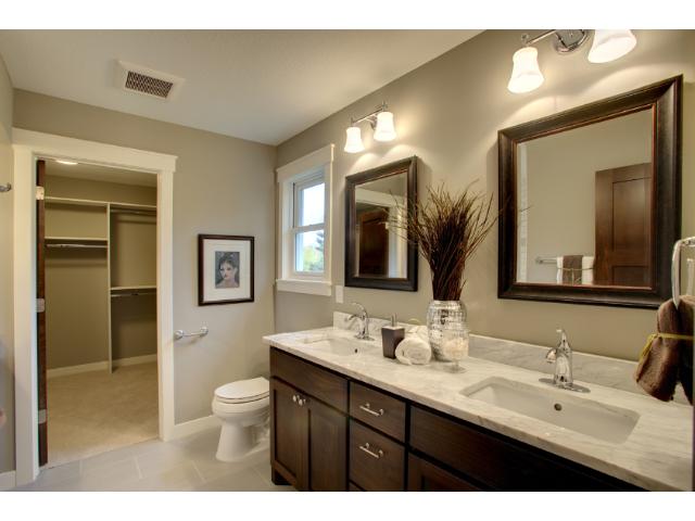 18545 Azure Rd, Wayzata, MN 55391 photo 12