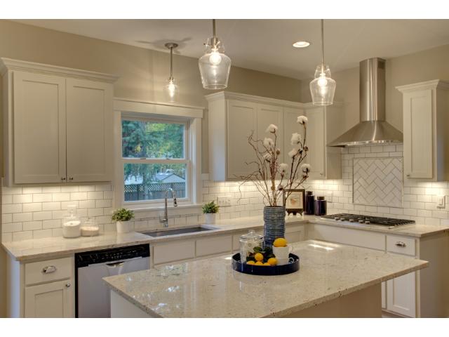 18545 Azure Rd, Wayzata, MN 55391 photo 7