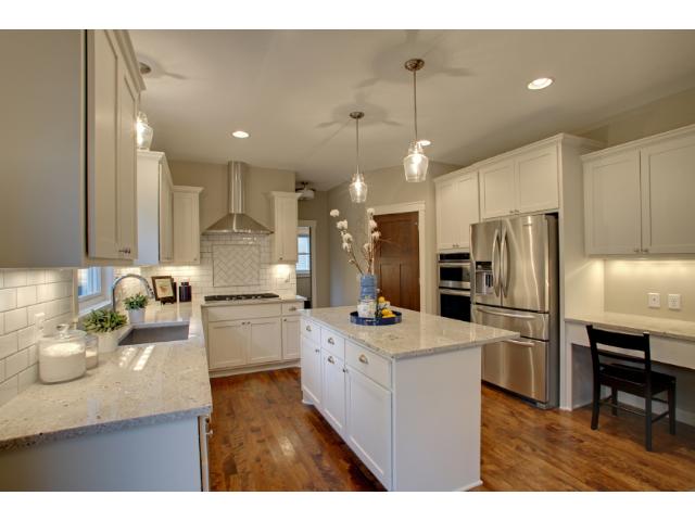 18545 Azure Rd, Wayzata, MN 55391 photo 5